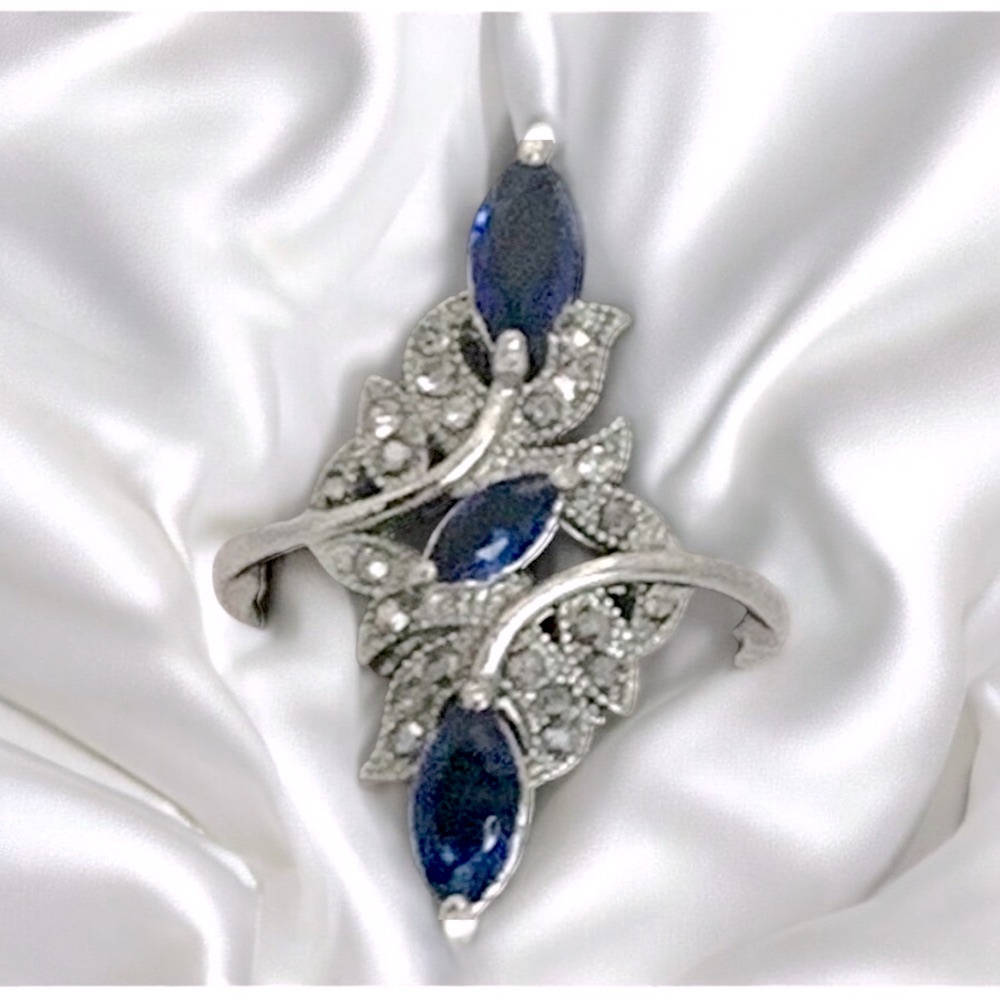 Sapphire CZ & Silver Tone Oblong Ring - Picture 5 of 7
